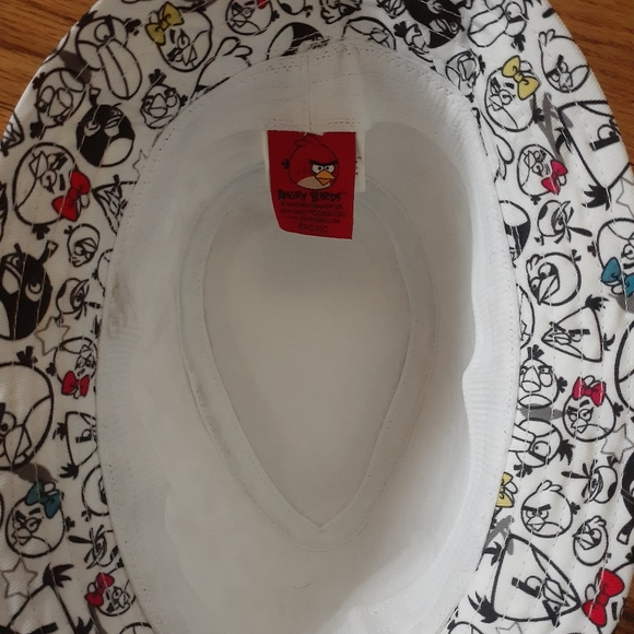 Angry Birds Bucket Hat - Picture 6 of 7
